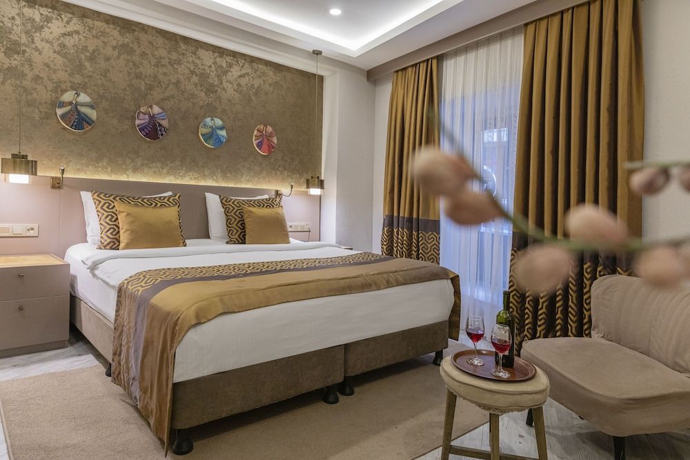 undefined Ayramin Deluxe Hotel 3