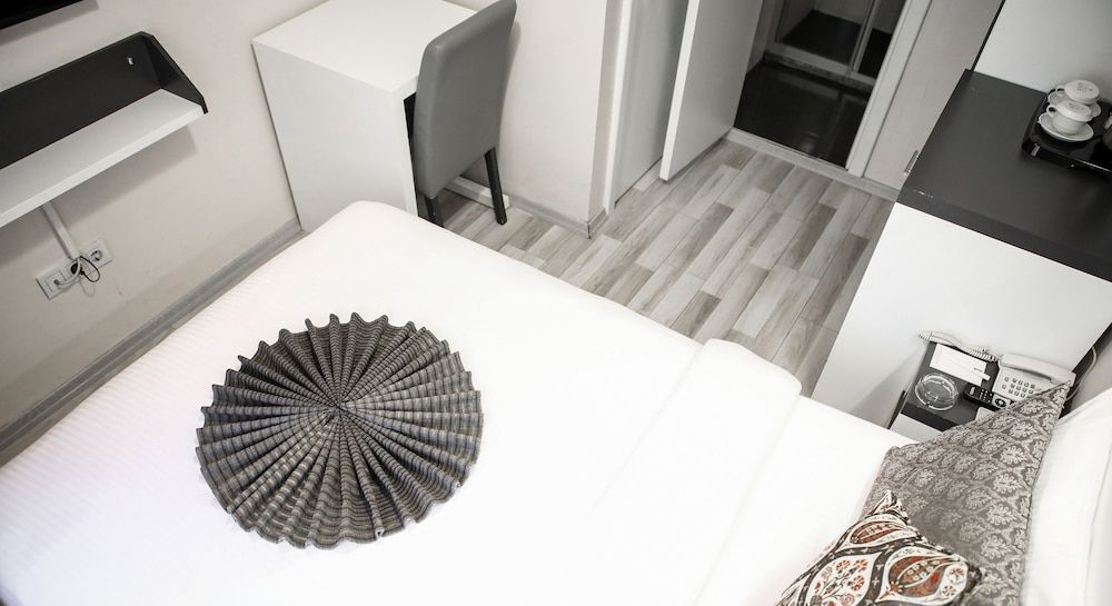 undefined The Legend Platine Suite 10