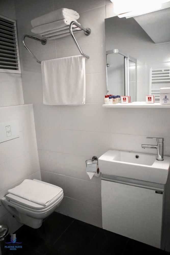 undefined The Legend Platine Suite 5