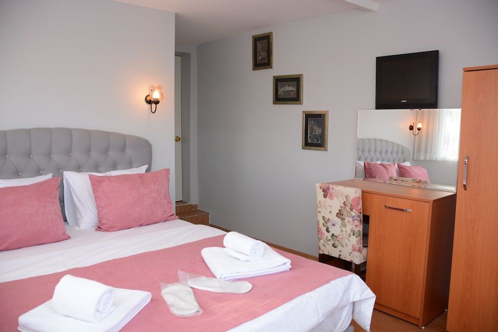 Turgut Hotel Standard Double Room, City View 4