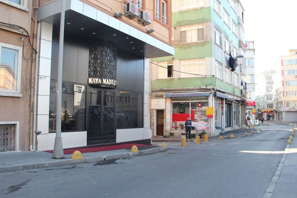 undefined Kaya Madrid Hotel 6