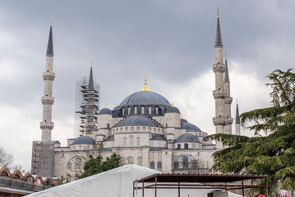 undefined Seraglio Hotel & Suites 9