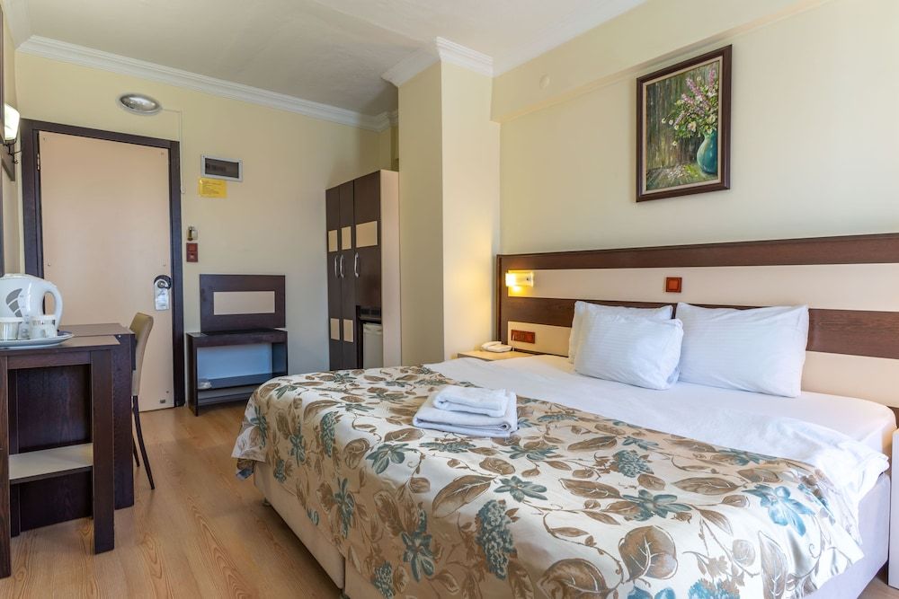 Hotel Karacam Double or Twin Room, City View 2