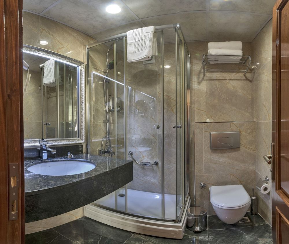 Cevheri's Hotel Standard Double Room, Sea View 4