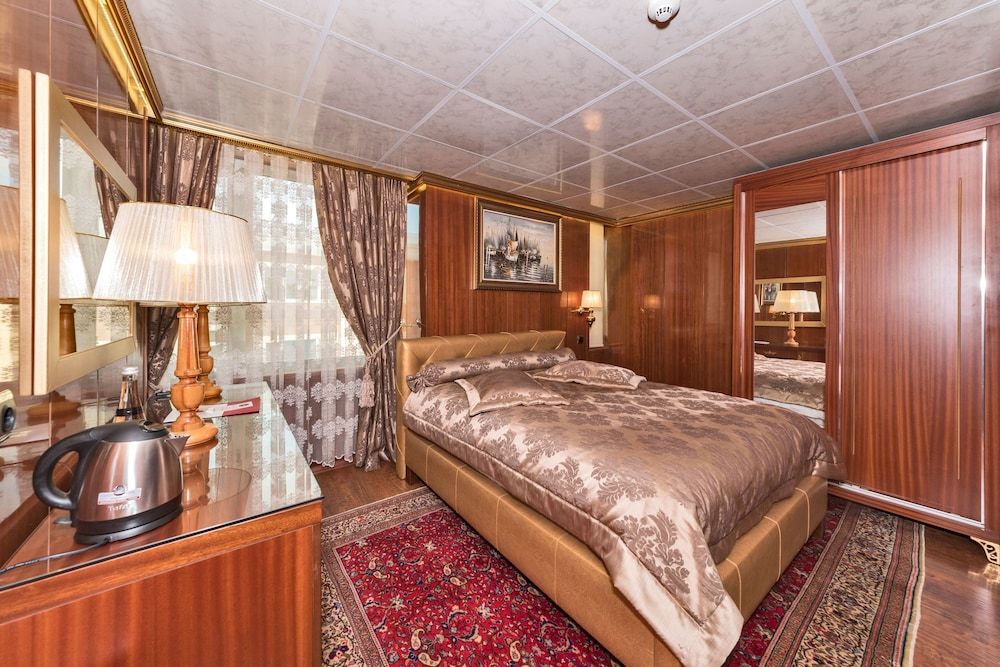 undefined Cevheri's Hotel 4