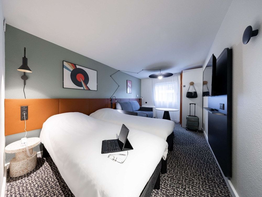 undefined ibis Bordeaux Centre Meriadeck 2