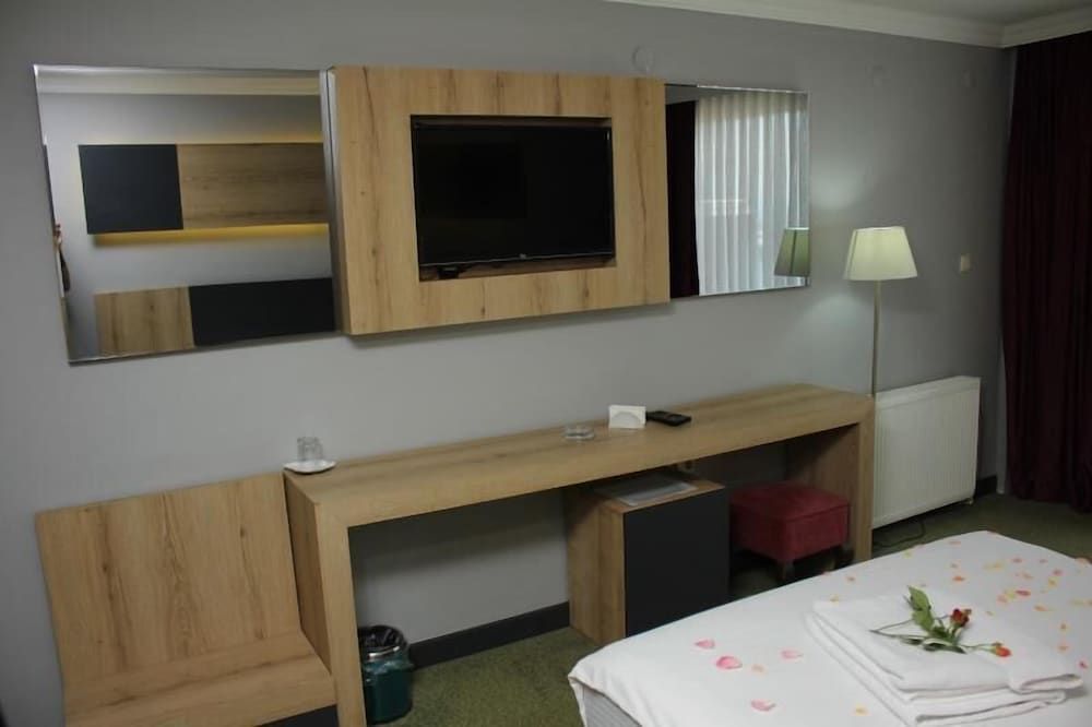 Sinop Mola Otel Standard Double Room, 1 Double Bed, Garden View 3