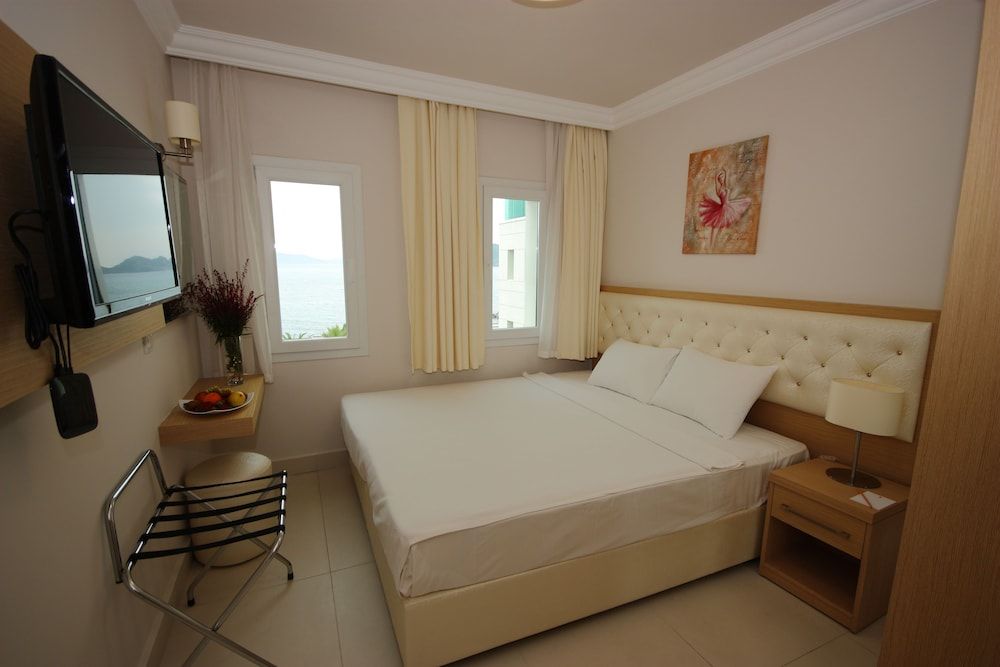 Dragut Point North Hotel Standard Double or Twin Room 6