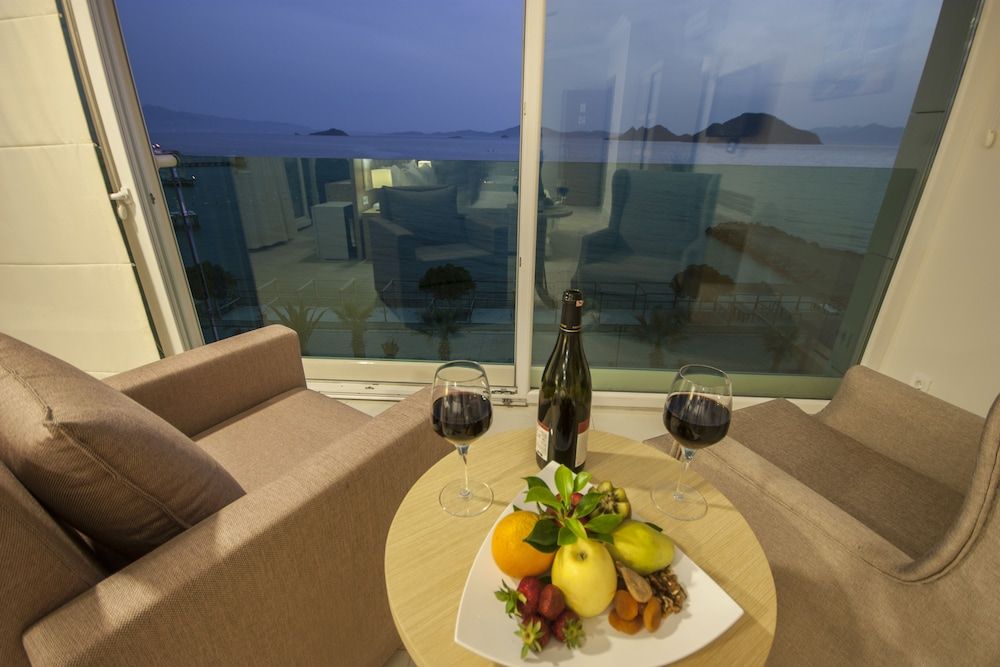 undefined Dragut Point North Hotel 3