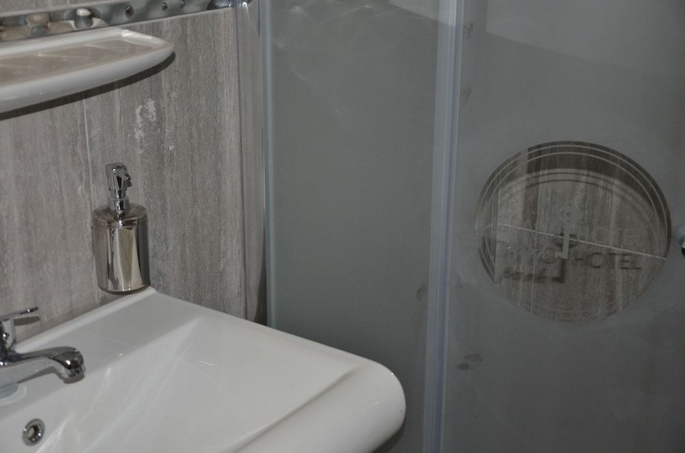 Grand Park Hotel Corlu Superior Triple Room, Multiple Beds 3