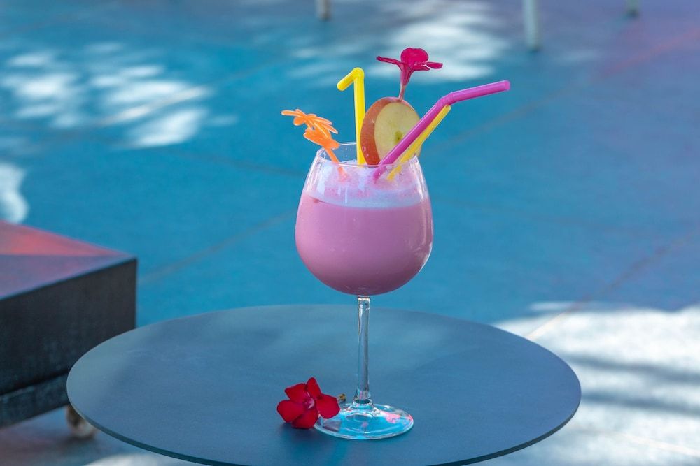 Pool Side Bar