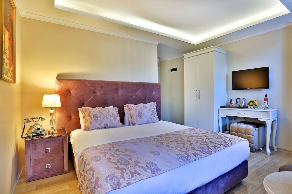 undefined Barefoot Hotel 9