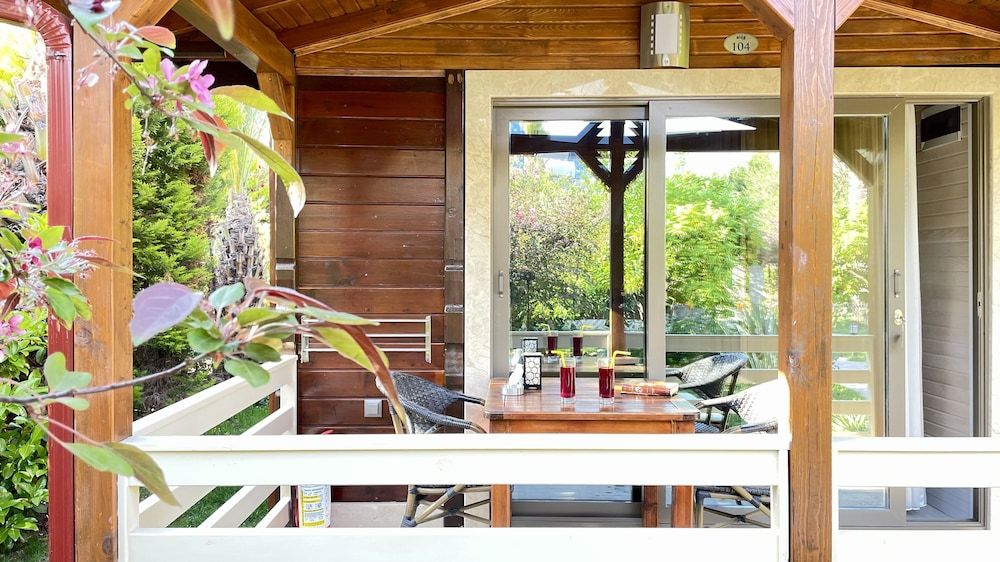 Aida Hotel Bungalow 4