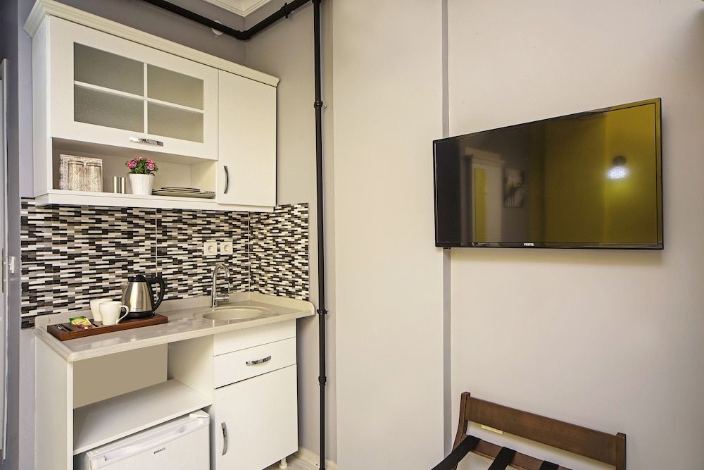 Unique Suite Hotel Double or Twin Room 10