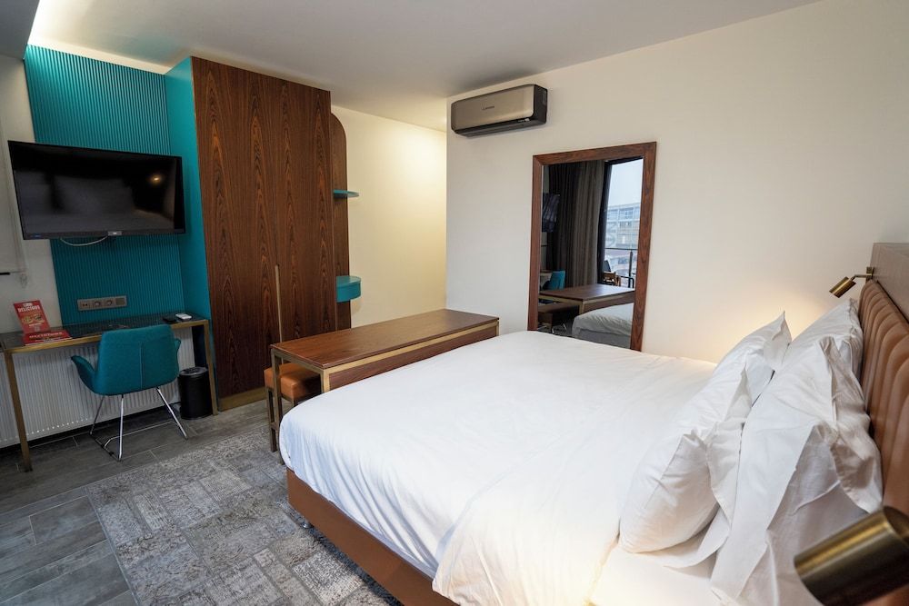 undefined Numi Hotel 5