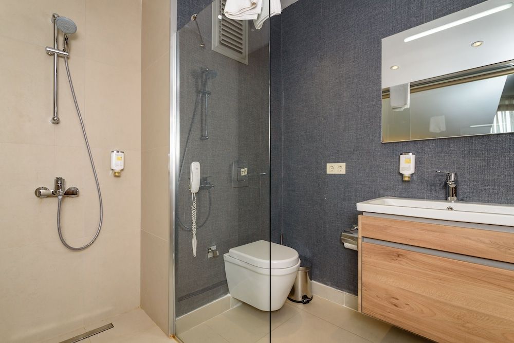 undefined Numi Hotel 4