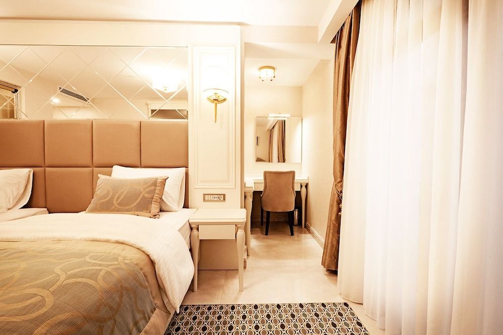 undefined Beethoven Hotel 8