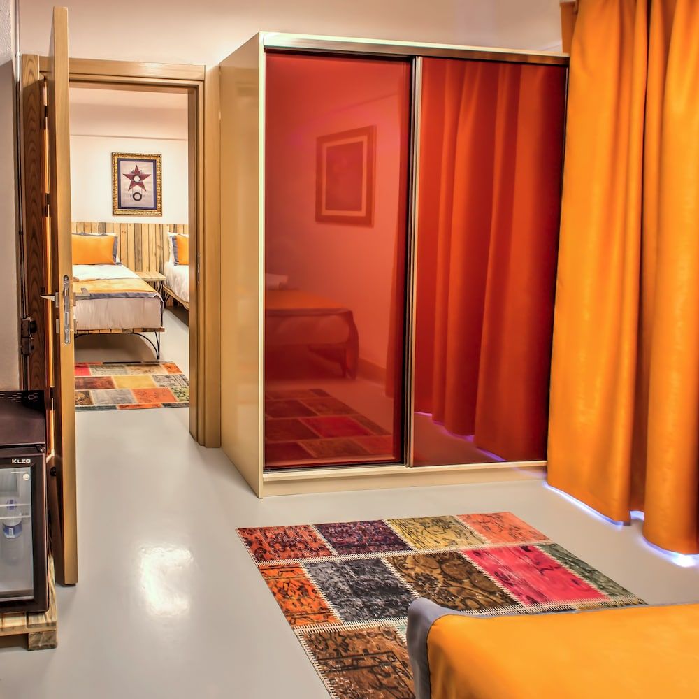 undefined Vavien Hotel