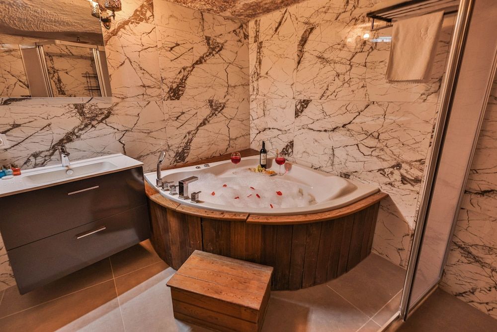 Private Spa Tub