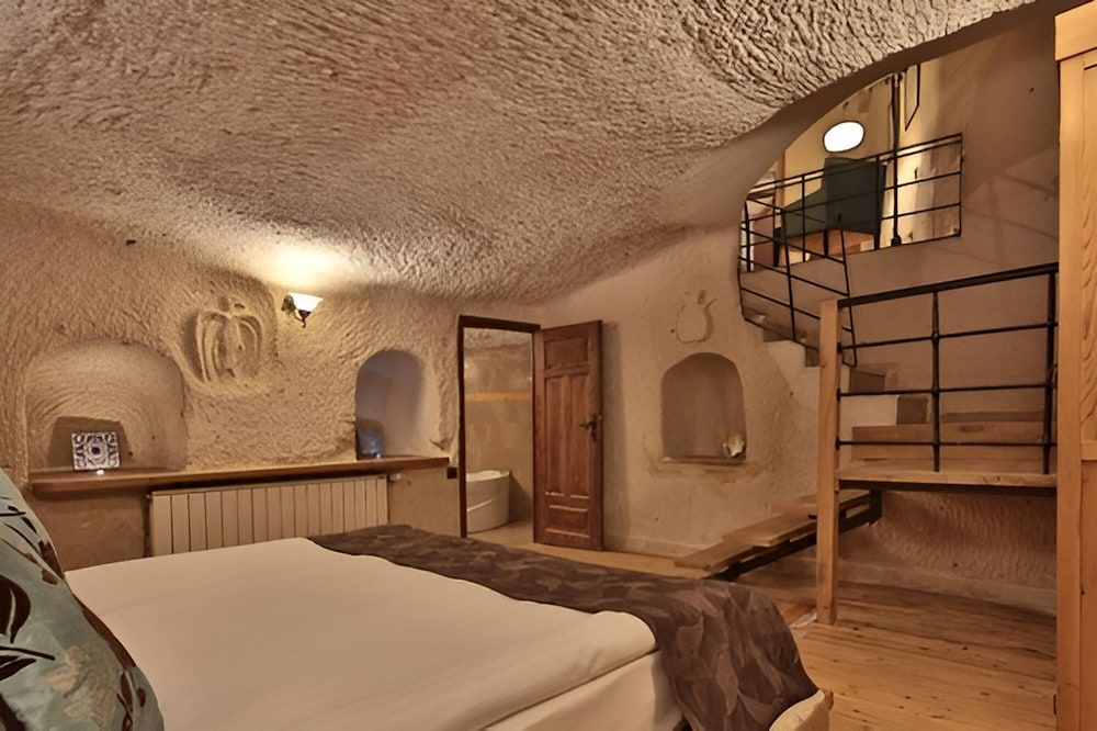 undefined La Casa Cave 10
