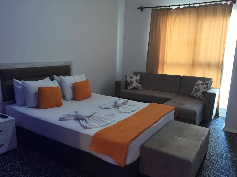 undefined Ser Suite Hotel 2