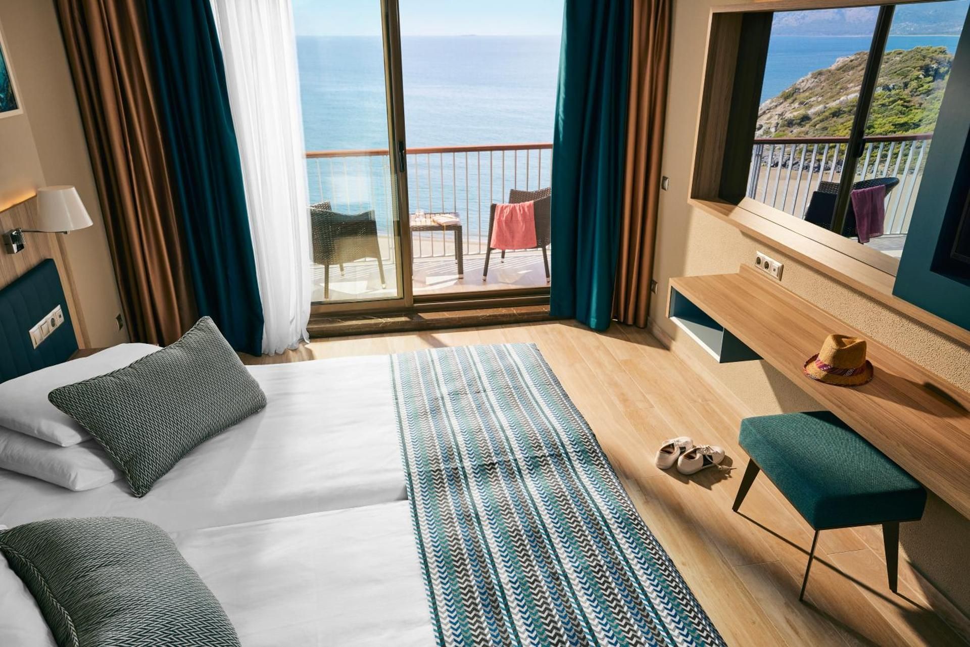 Standard Double or Twin Room with Sea View
