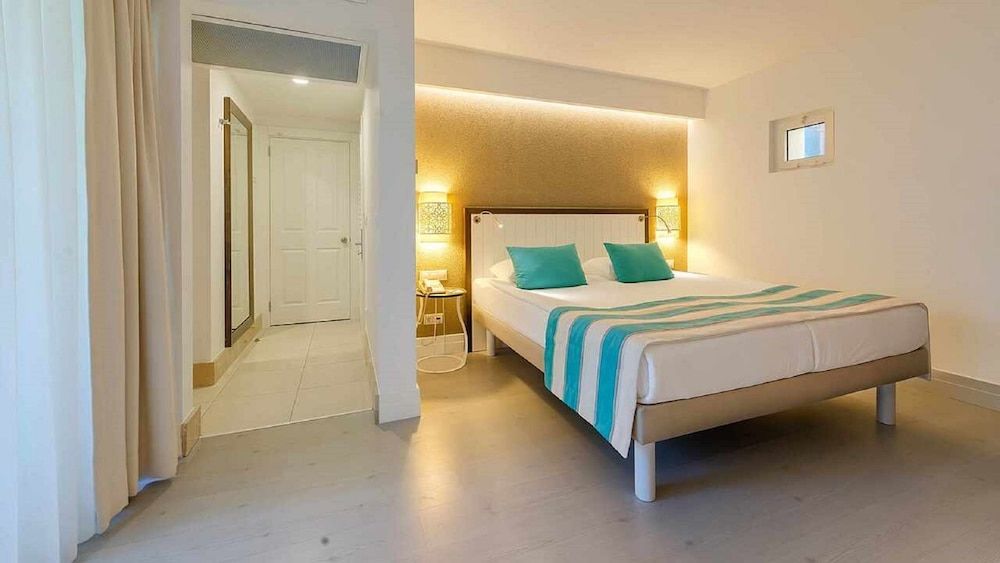 undefined ROBINSON PAMFILYA - All Inclusive