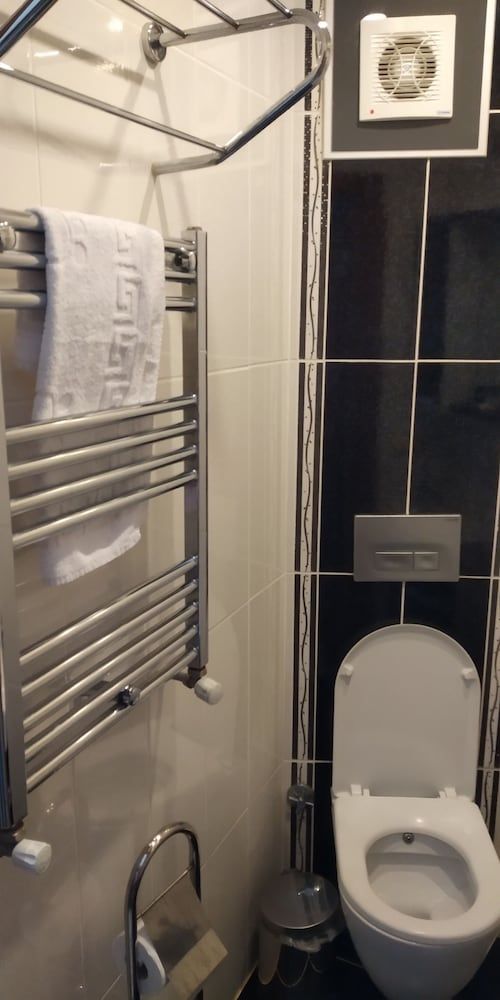 Sea House Suites Economy Double Room, Garden View, Basement Floor 11