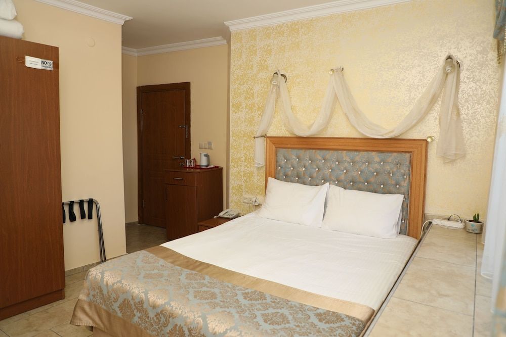 Sea House Suites Economy Double Room, Garden View, Basement Floor 4