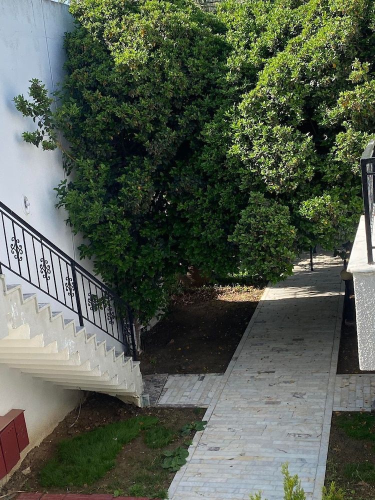 undefined The Palm Club Apart Otel 6