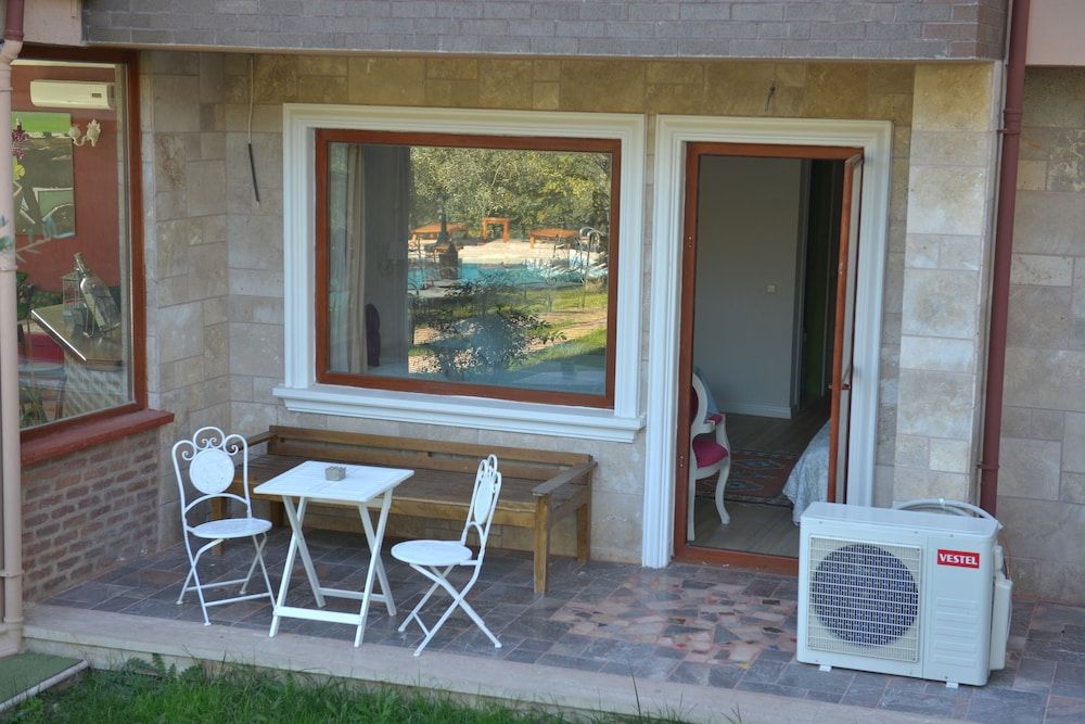 Aeneas Hotel Deluxe Double Room, 1 Double Bed, Garden View, Garden Area 4