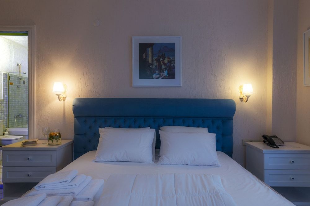 Aeneas Hotel Family Quadruple Room 2