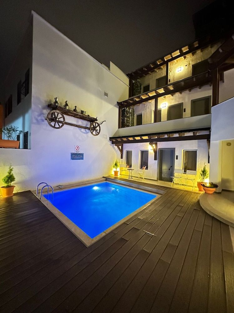 undefined 7 Art Feslegen Hotel 6