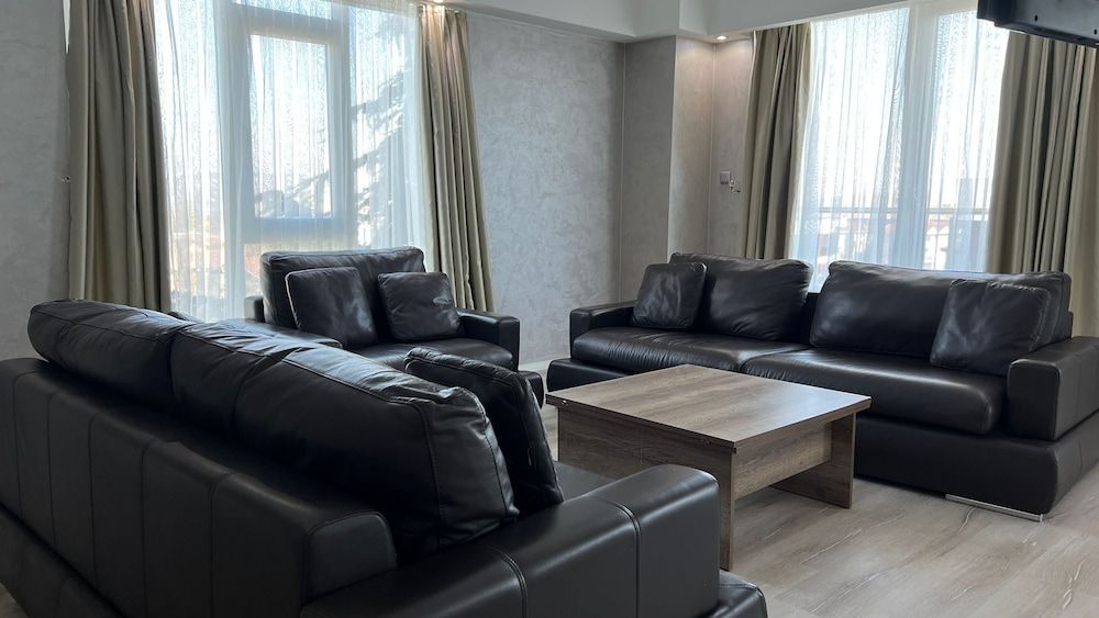 MOX Hotel BALKONLU PRINCE SUITE 9