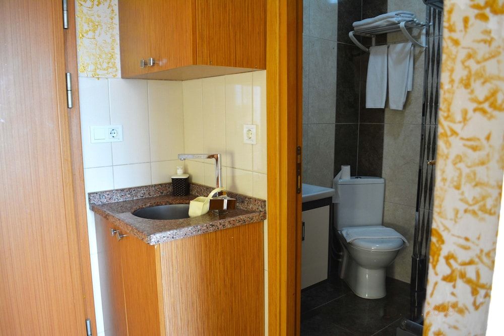 Camelot Apartment Comfort Room, Sea View 4