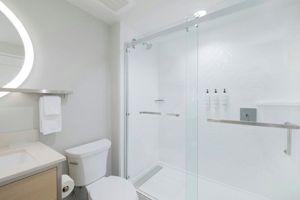 TownePlace Suites by Marriott Hadley Amherst Studio Suite, 1 King Bed (Mobility Accessible, Roll-in Shower) 4