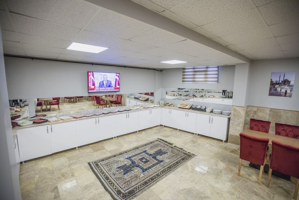 undefined Express Inci Airport Hotel 6