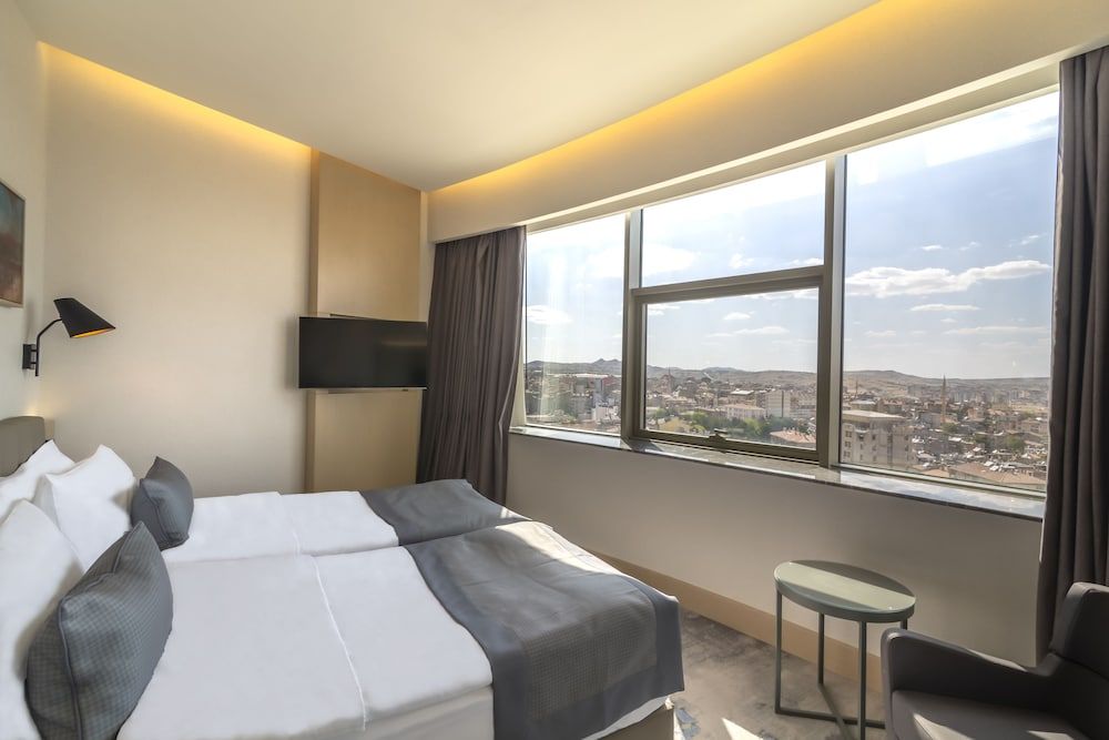 Crowne Plaza Cappadocia - Nevsehir by IHG Standard Room, 2 Twin Beds, Smoking 2