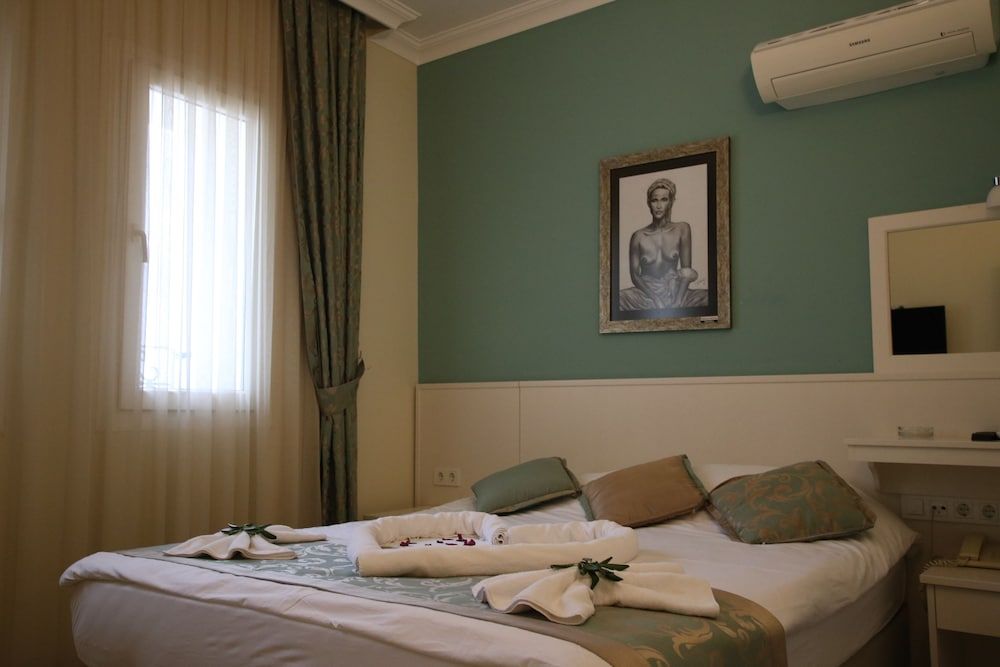 undefined Artemis Hotel 8