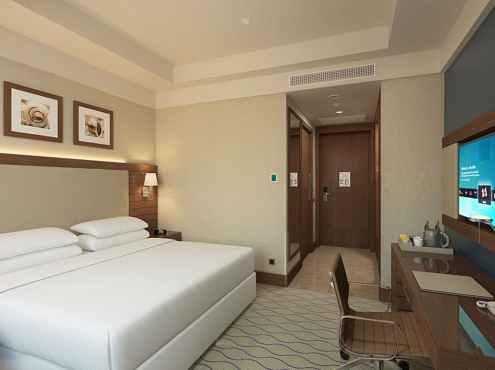 Four Points by Sheraton Izmir Room, 1 King Bed, Balcony, City View