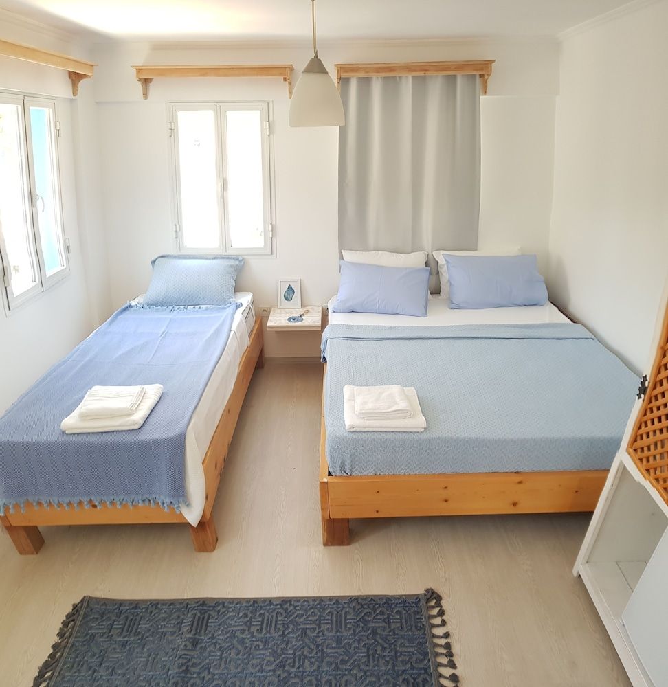 Merih Hotel Deluxe Triple Room, Multiple Beds