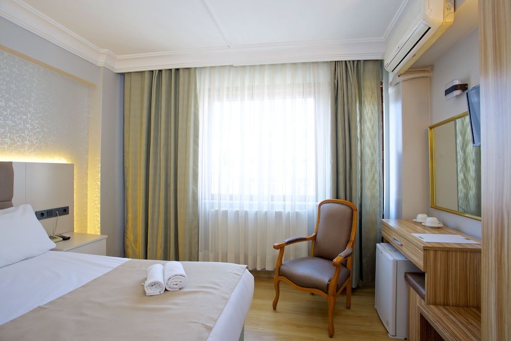 Grand Ant Hotel Standard Double or Twin Room 2