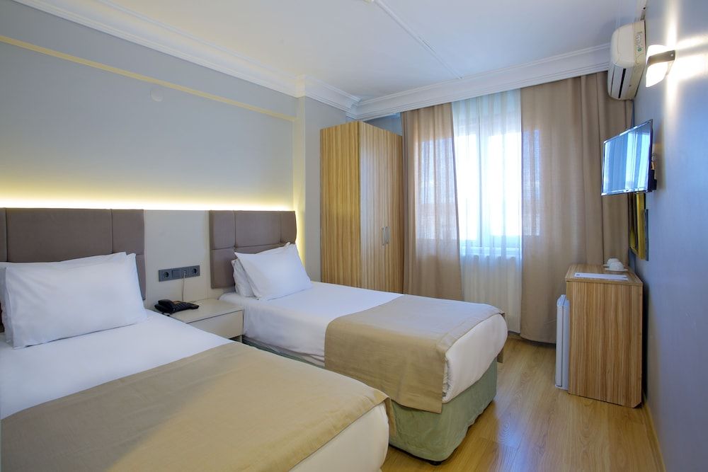 Grand Ant Hotel Standard Double or Twin Room 4