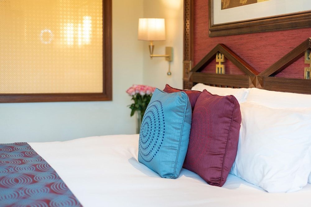 Nairobi Serena Hotel Standard Deluxe Room 5