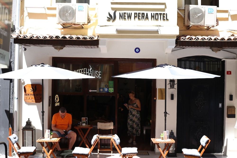 undefined New Pera 8