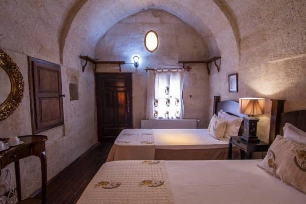 Urgup Konak Standard Twin Room 2