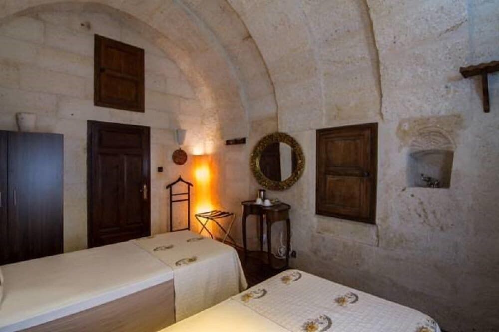 Urgup Konak Standard Twin Room 3