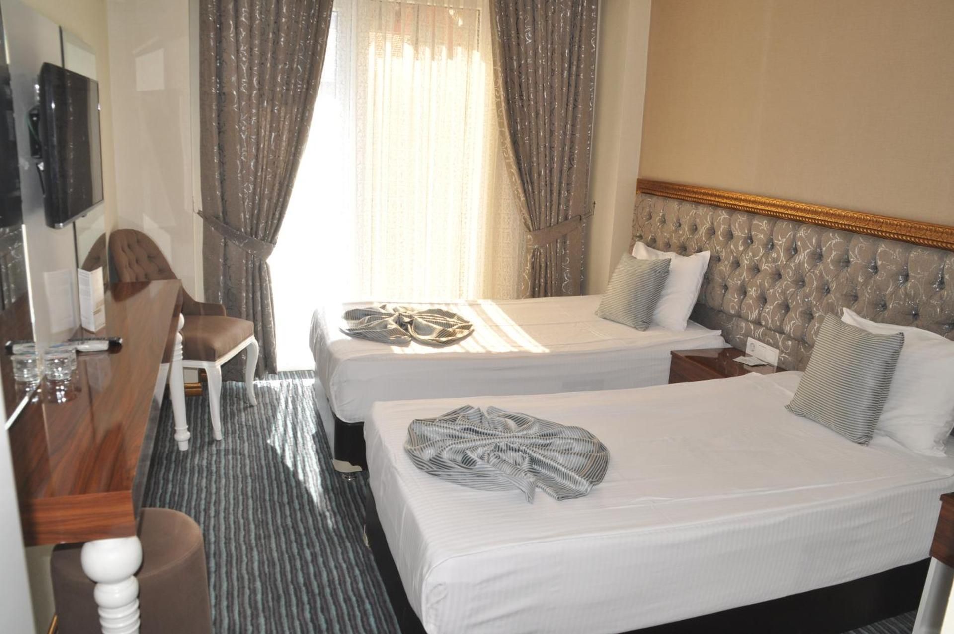 undefined Grand Sera Hotel 9