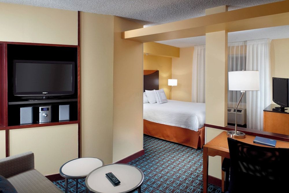 Suite, 1 Queen Bed with Sofa bed