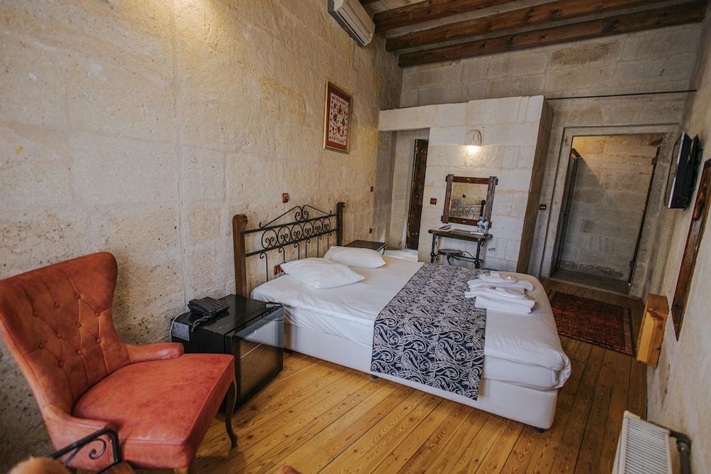 Century Cave Hotel Standard Double Room 8